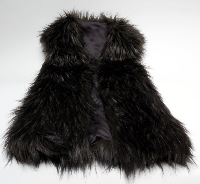 Chic Faux Fur Vest, 100% Silk , size 4 -New Price!