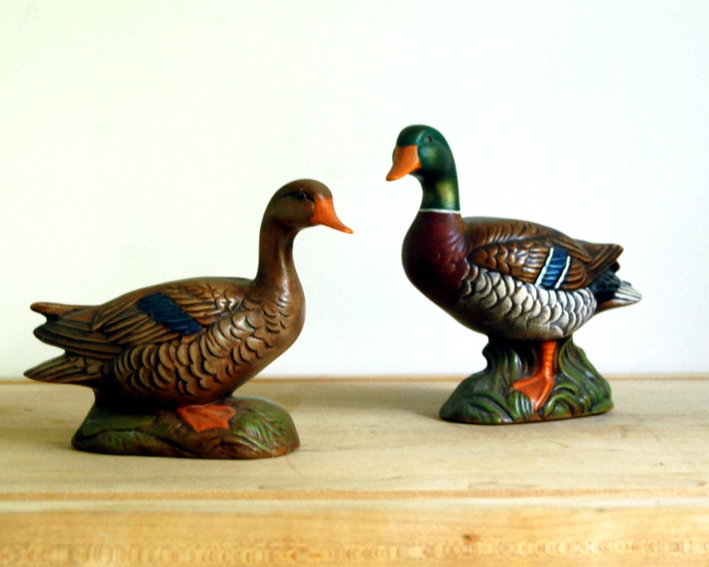 vintage ceramic mallard ducks