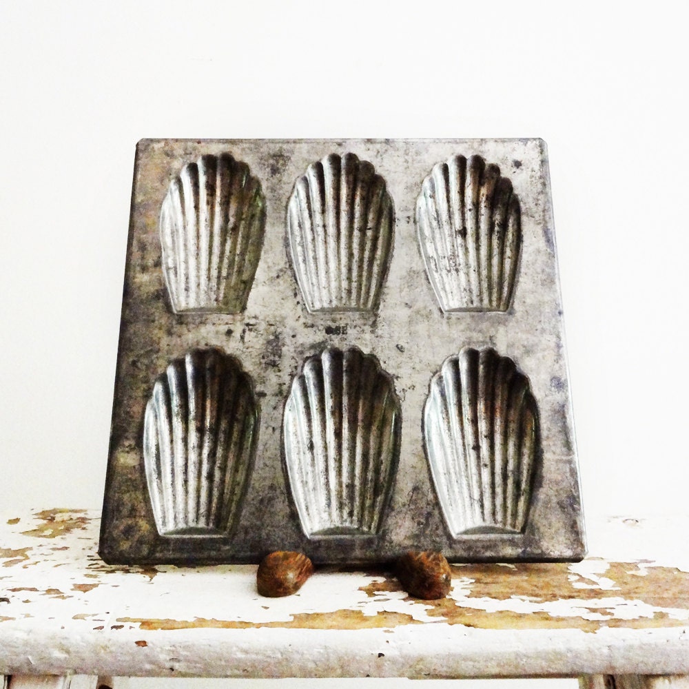 Antique Cookie Mold French Madeleines by WillowTreeAntiques