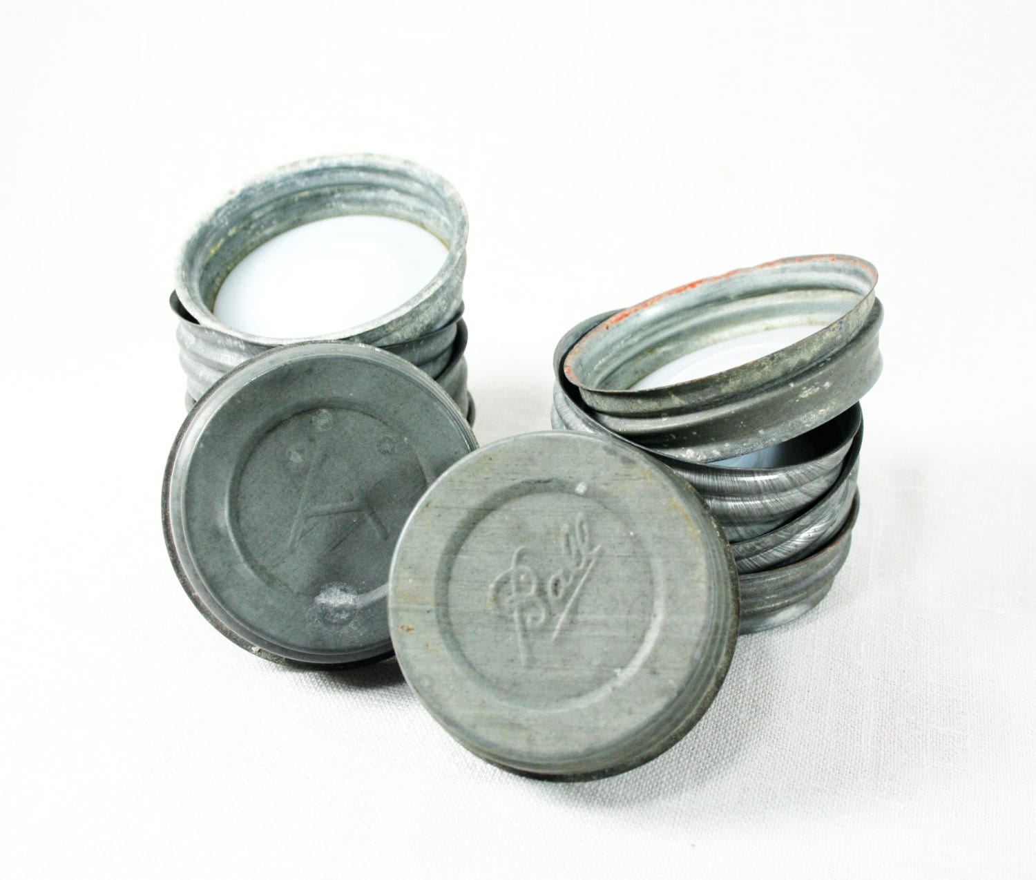 vintage-ball-zinc-canning-jar-lids-with-by-vintagefindsetcetera