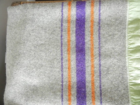 Pure Wool Blanket Made in England Rich Colors Green Piping