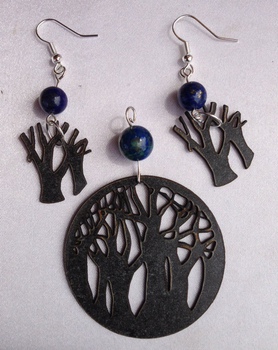Laser cut tree pattern pendant and earring set