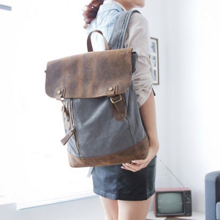 grey school bag