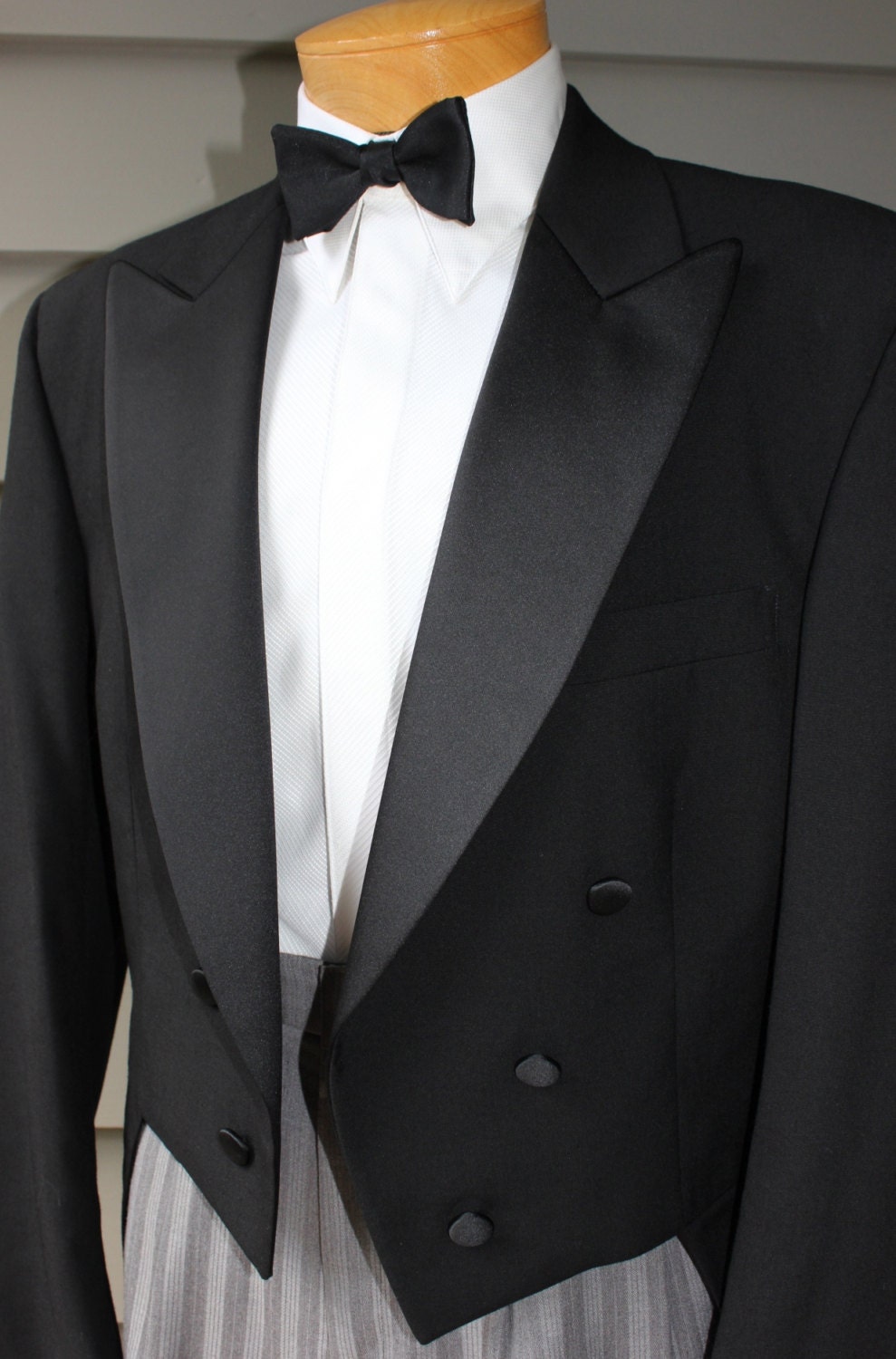 My Morning Jacket...newer vintage Men's Tuxedo by StyleStash