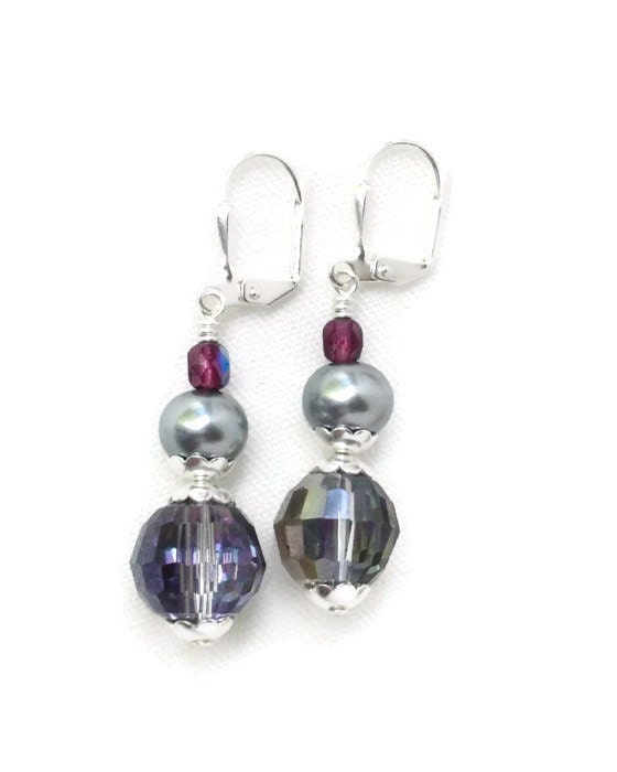 Earrings pearl dangle purple silver - LarisJewelryDesigns