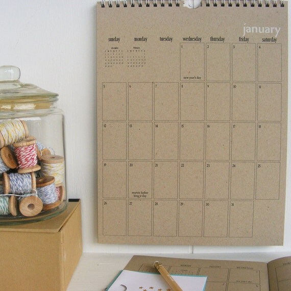 2014 kraft wall calendar - large