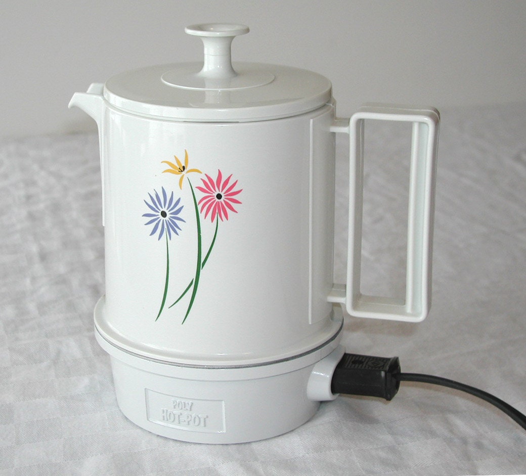 Regal 5 Cup Poly Hot Pot Beverage Warmer by SunsetSideVintage