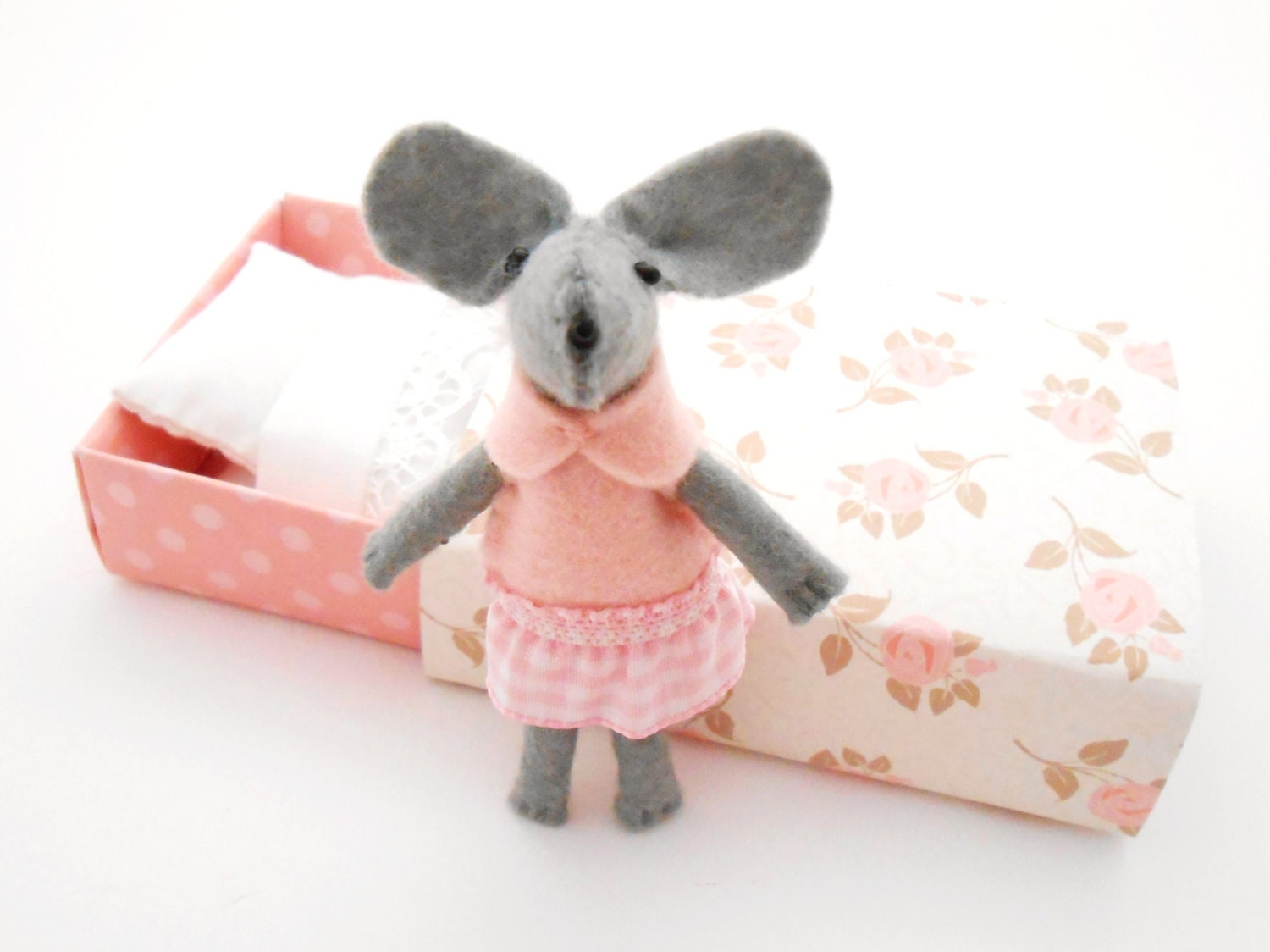 Soft toy mouse