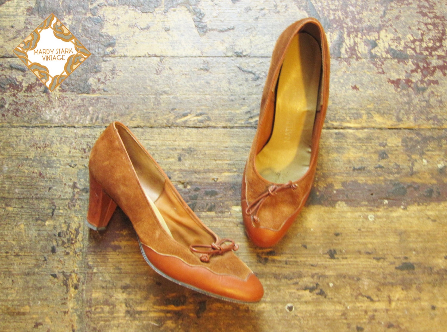 Vintage shoes /  rust heels /  1970s /  leather and suede  / court shoe /  rust, tan / heels / size 6 and half - MardyStark