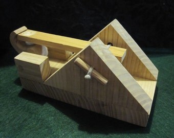 Wooden marshmallow catapult