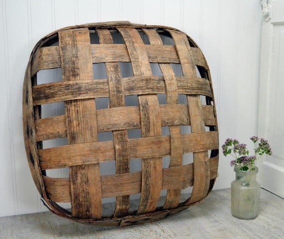 Small Vintage Tobacco Basket rustic and by OldTimePickers on Etsy