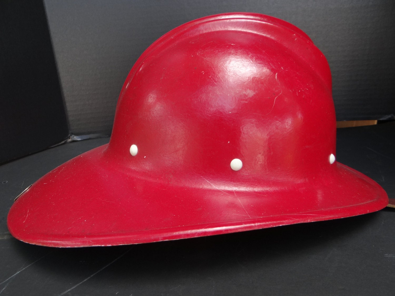 Items similar to Vintage Retro Red E D Bullard Hard Hat, Hard Boiled