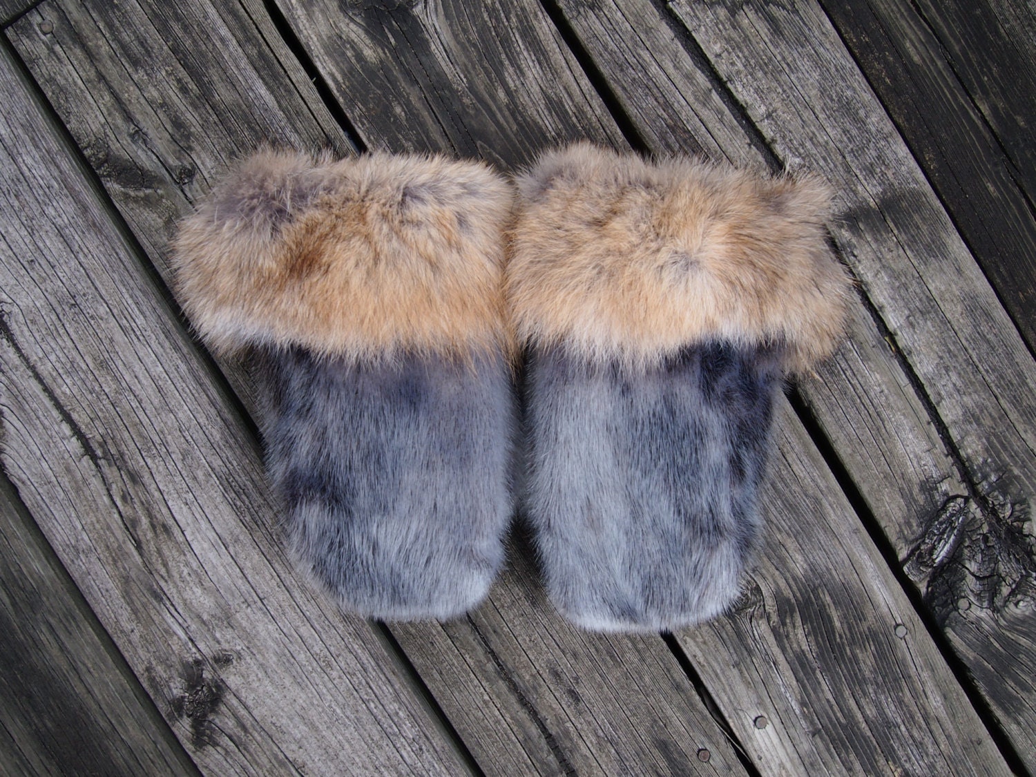 Inuit seal fur mittens - men’s style (L-XXL)