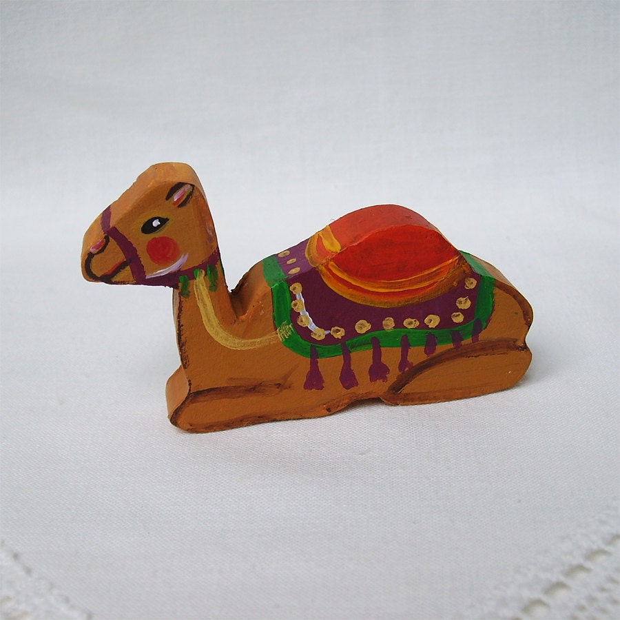 toy camel figurines