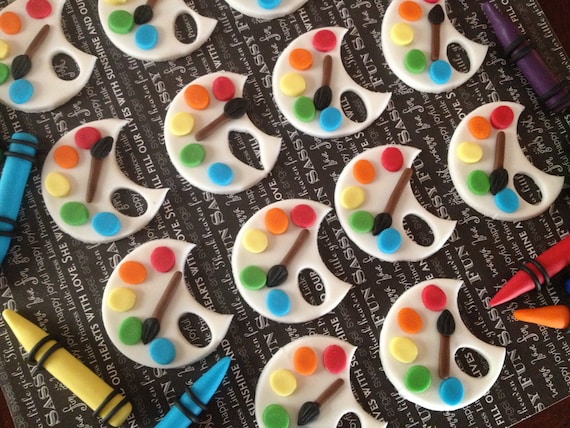 Items similar to Edible Fondant Paint Palette with Paintbrush Cupcake
