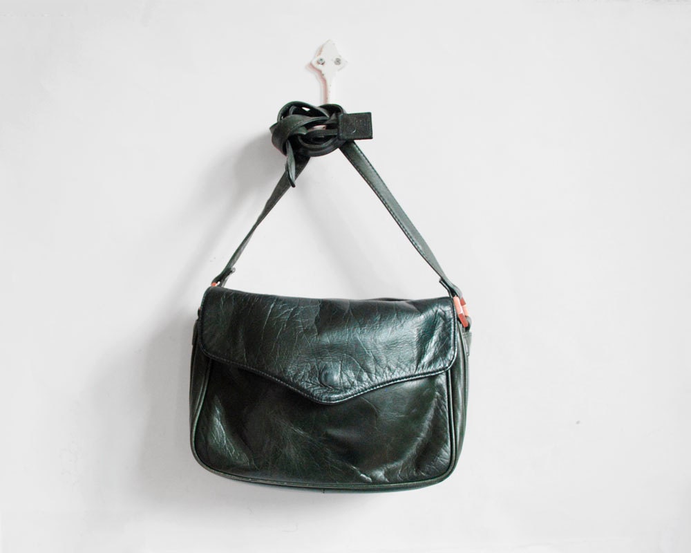 Vtg 90s forest green distressed leather mini messenger bag / minimal cross body bag - WhiteLightShop Vtg 90s forest green distressed leather mini messenger bag / minimal cross body bag - WhiteLightShop