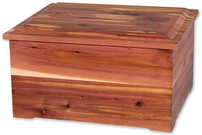 Cedar Memory Chest Wood Cremation Urn