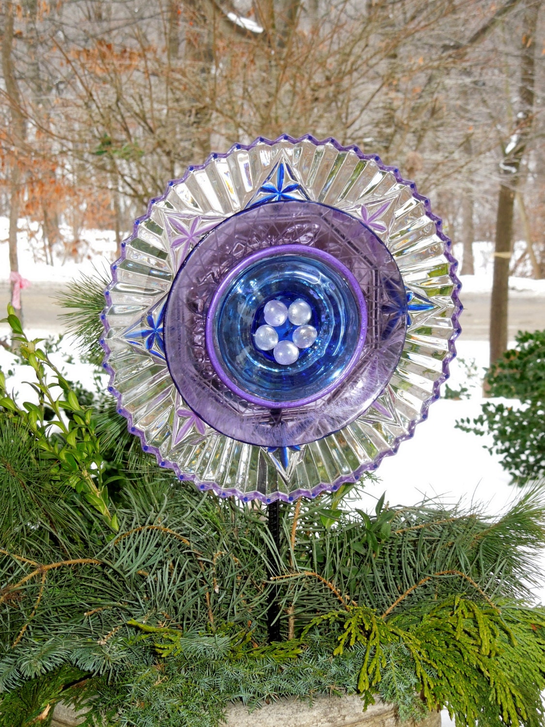 SALE Glass Plate Garden Art Yard Art Sun Catcher by GlassBlooms