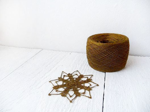 yarn for CHRISTMAS decorations - Linen crochet thread in bronze/gold - YarnStories