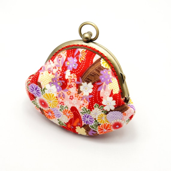 Coin Purse in Japanese style chrysanthemum with by ChapterForTwo