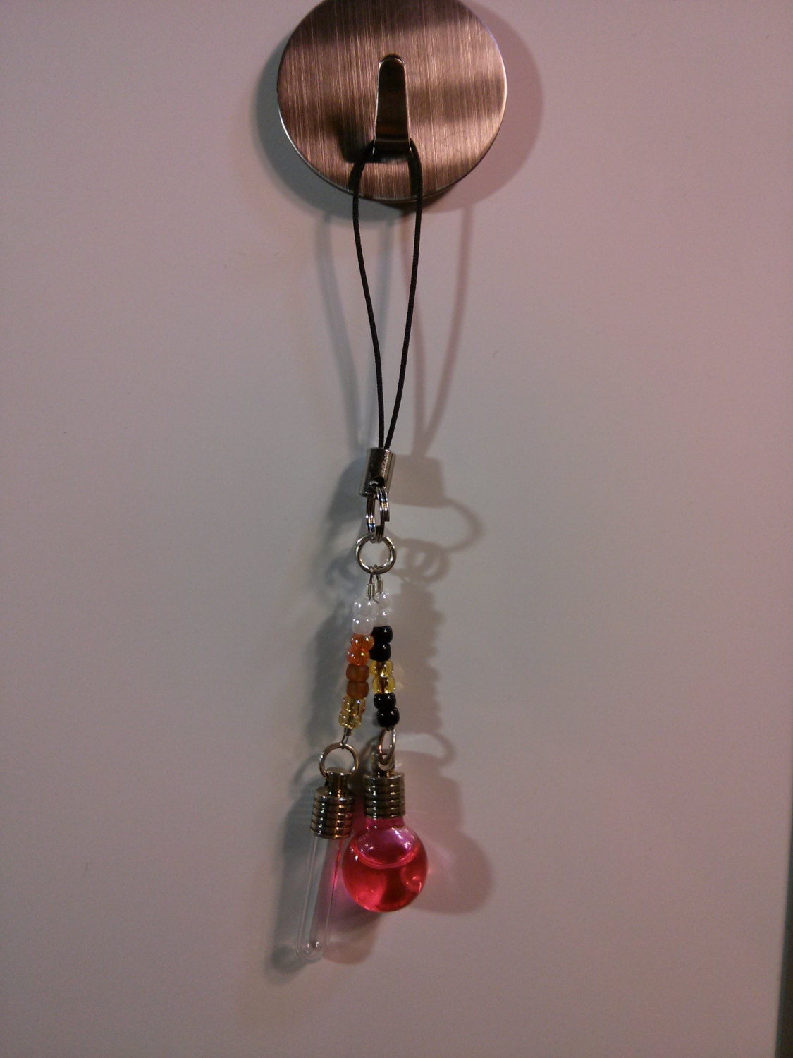 Transformers: MTMTE-inspired Innermost Energon Cell Phone Charm w/ Beads (Chromedome/Rewind OTP)