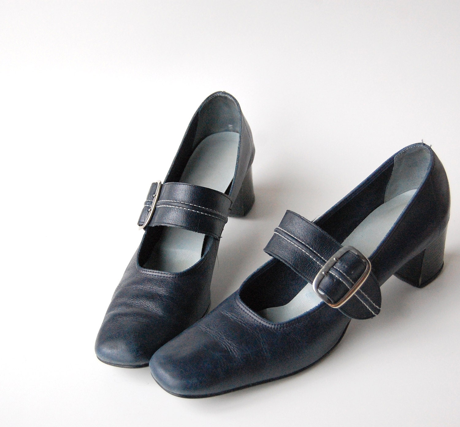 vintage 60s Navy Blue Leather Heels / Buckle Pilgrim Heels / Mary Jane Leather Shoes / squared toe / narrow width / appx sz 9 - shopgoodgrace