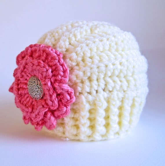 CROCHET PATTERN - Très Chic - a beanie hat with flower in 5 sizes (Baby - Adult) - Instant PDF Download