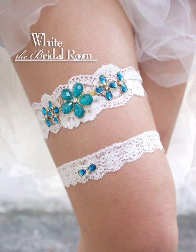Unique White Bridal Garter Turquoise Wedding by theWhiteBridalRoom