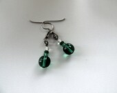glass beads earrings,green beads,green earrings,green glass earrings,dangle earrings,gift for woman - Homeforglasslovers