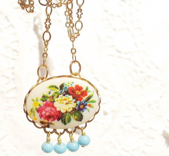 Vintage Floral Cameo Necklace - Whimsy - Whimsical - Romance - Bridal