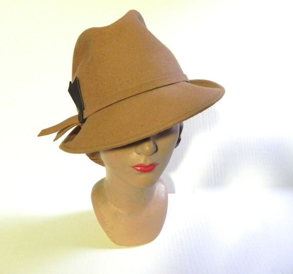 Vintage 60s Womens Camel Fedora Hat by CharmedKitty on Etsy