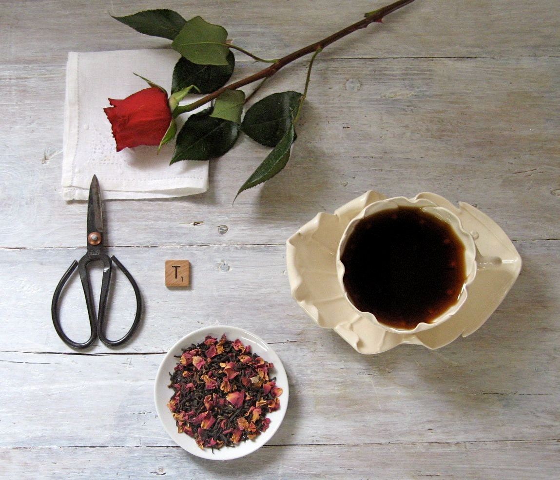 Midnight Rose Black Tea - ArtfulTea Luxury Loose Leaf Blend of Chinese Black Tea & Red Rose Petals, 3 oz. Tin - ArtfulTea