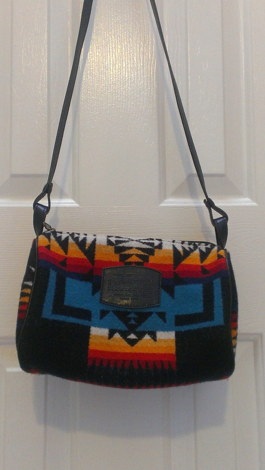 Vintage 1990s Pendleton Southwestern Dopp Bag Native American Tribal Kilim Navajo Print Crossbody Purse 80s 90s Black Wool Rainbow