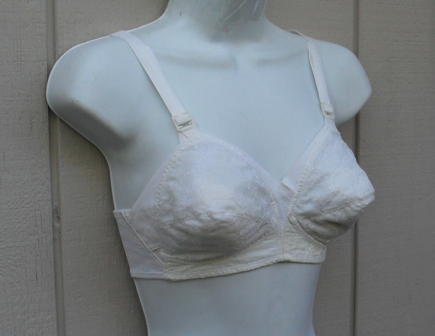 Vintage 60s Playtex Living Bra 34b White Padded Bra By Betseydo 1564