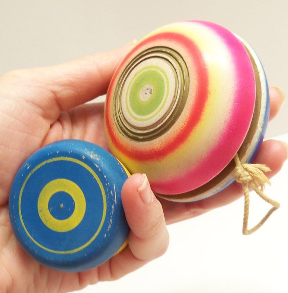 vintage wooden yoyo
