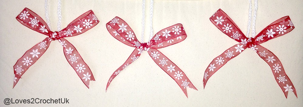 Red ribbon with snowflakes Christmas ribbon bows - Set of 3 - loves2crochetuk