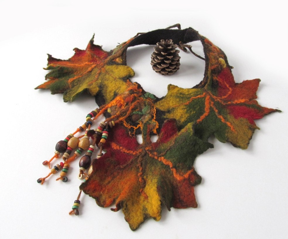Fall leaf Felted  necklace -  Autumn leaves fall green orange brown - galafilc