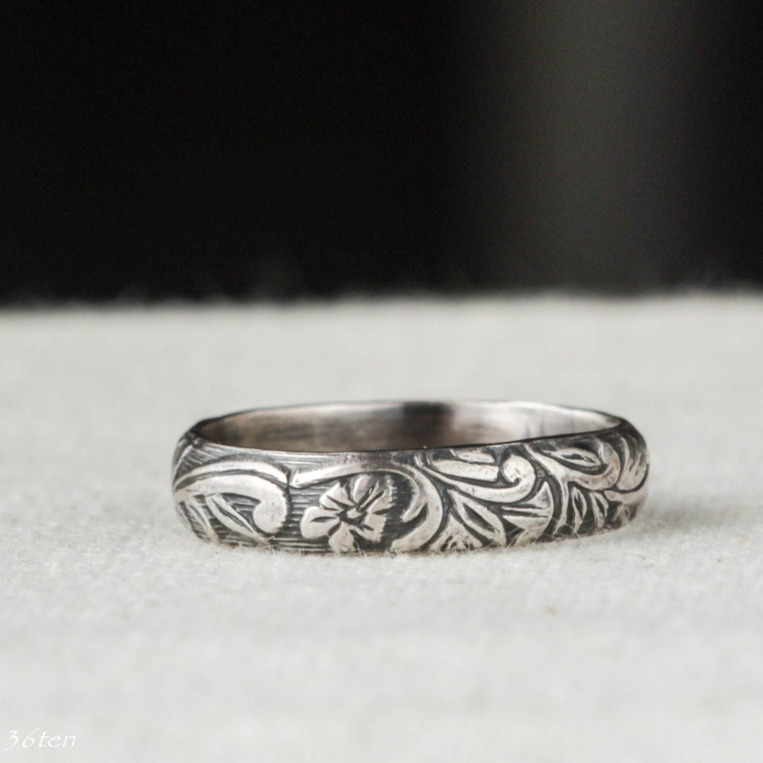 Unique Wedding band, Art Deco, Sterling Silver Ring Unique Wedding band, Art Deco, Sterling Silver Ring