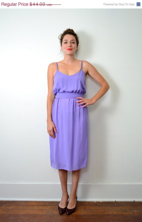 35% Off // Moving Sale // 1970s Lilac Flowing Dress // Small // Medium