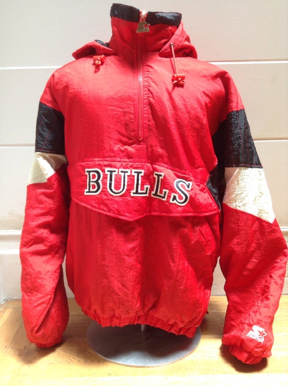 Vintage Chicago Bulls Rare Pullover Starter by DeNuevoVintage