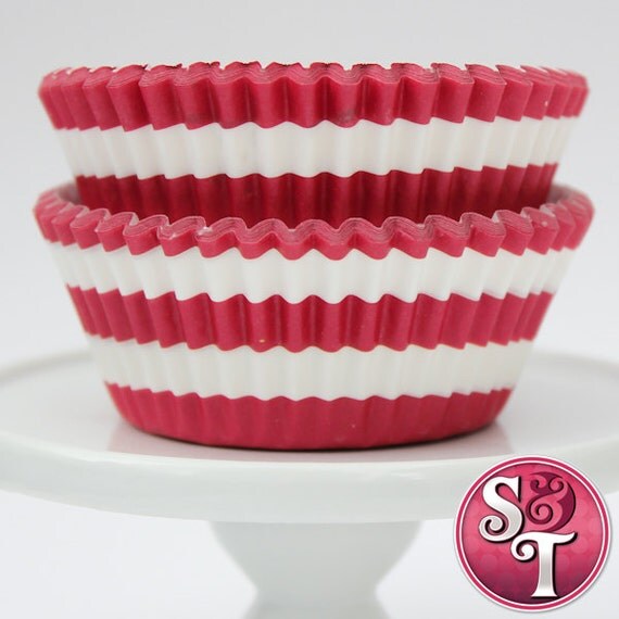 Red GREASEPROOF Rugby Stripe Baking Cups Cupcake Liners - Quantity 50 Il_570xn
