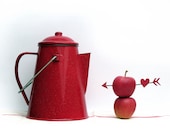 Red kitchen,large  vintage enamel coffee pot , Cherry Red enamelware Teapot, Red and Black - FrenchMelody