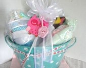 Owl Theme Baby Girl Gift Set, Shower Gift - ManitaniCreations Owl Theme Baby Girl Gift Set, Shower Gift - ManitaniCreations