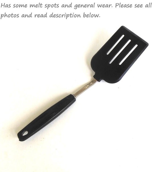 Nylon Plastic Short Handle Spatula Kitchen by LaurasLastDitch