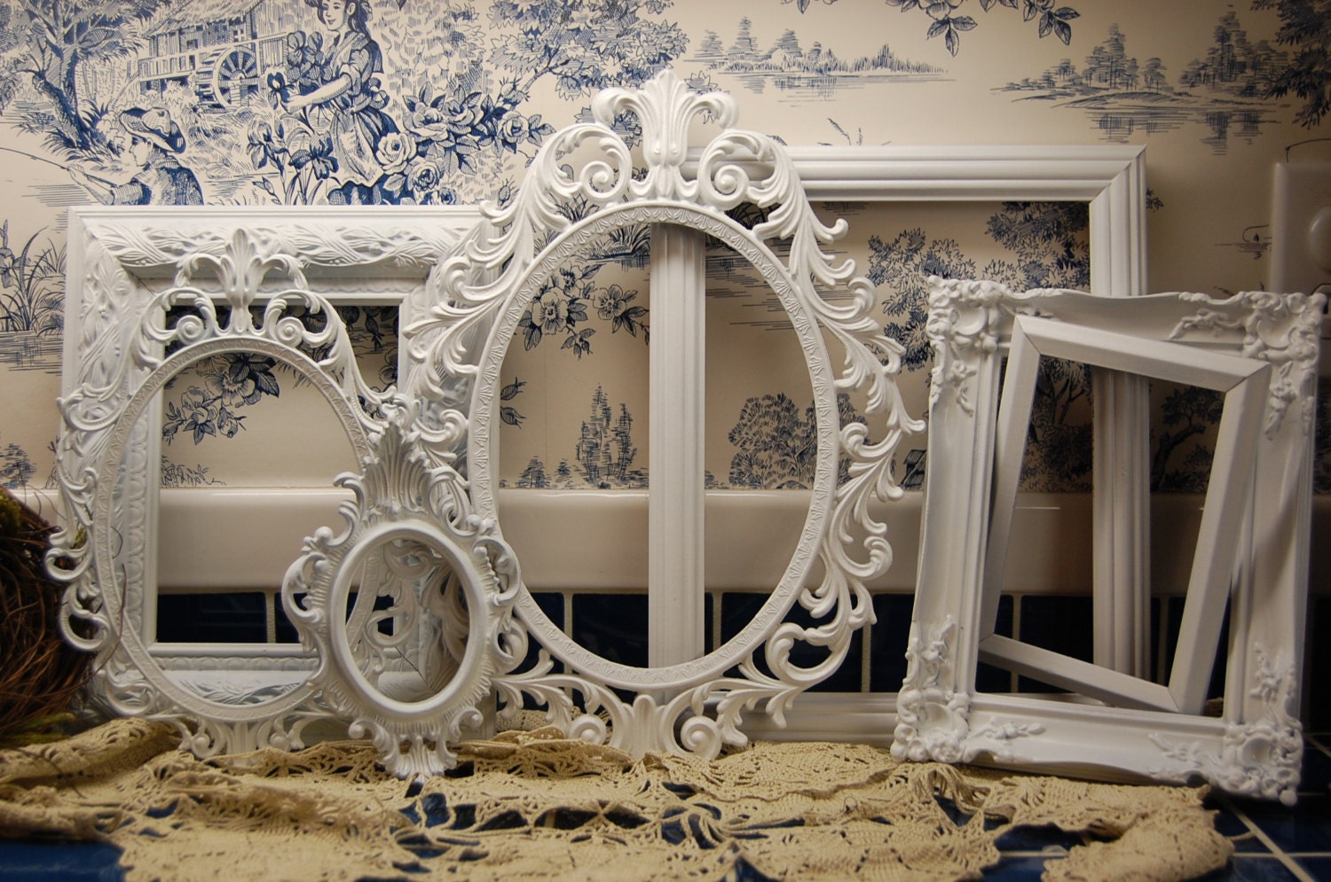 Ornate PICTURE FRAMES - Shabby Chic Frames - Antique Picture Frame Set