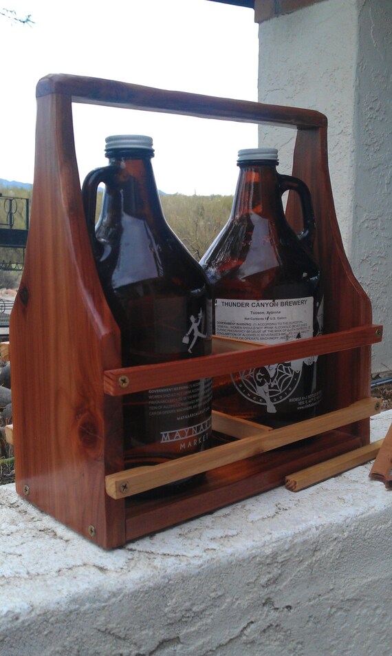 Beer tote Red Cedar Growler Carrier 6 / 8 Pack Craft by WoodOlBoys