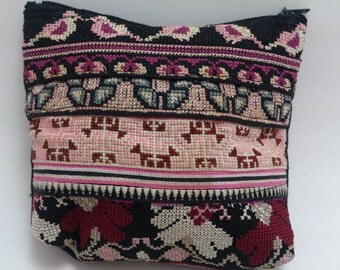 Items similar to Embroidered Zipper Coin Purse, with Flowers on Etsy