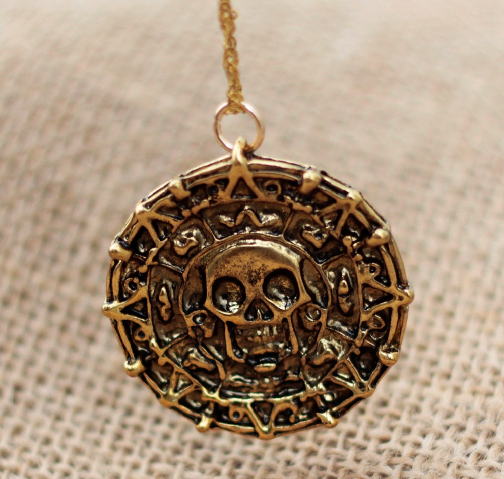 pirates-of-the-caribbean-aztec-gold-coin-by-surprisecollection