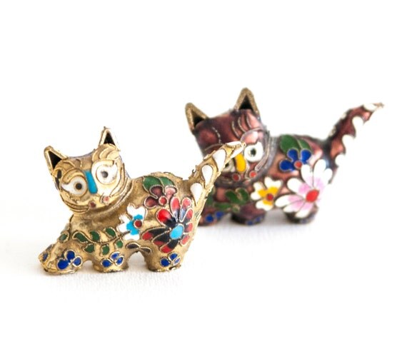 cloisonne cat figurine