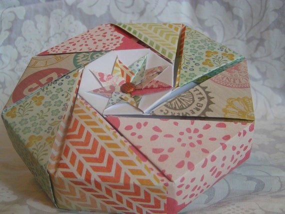 Country Chic Floral Octagonal Origami Gift Box